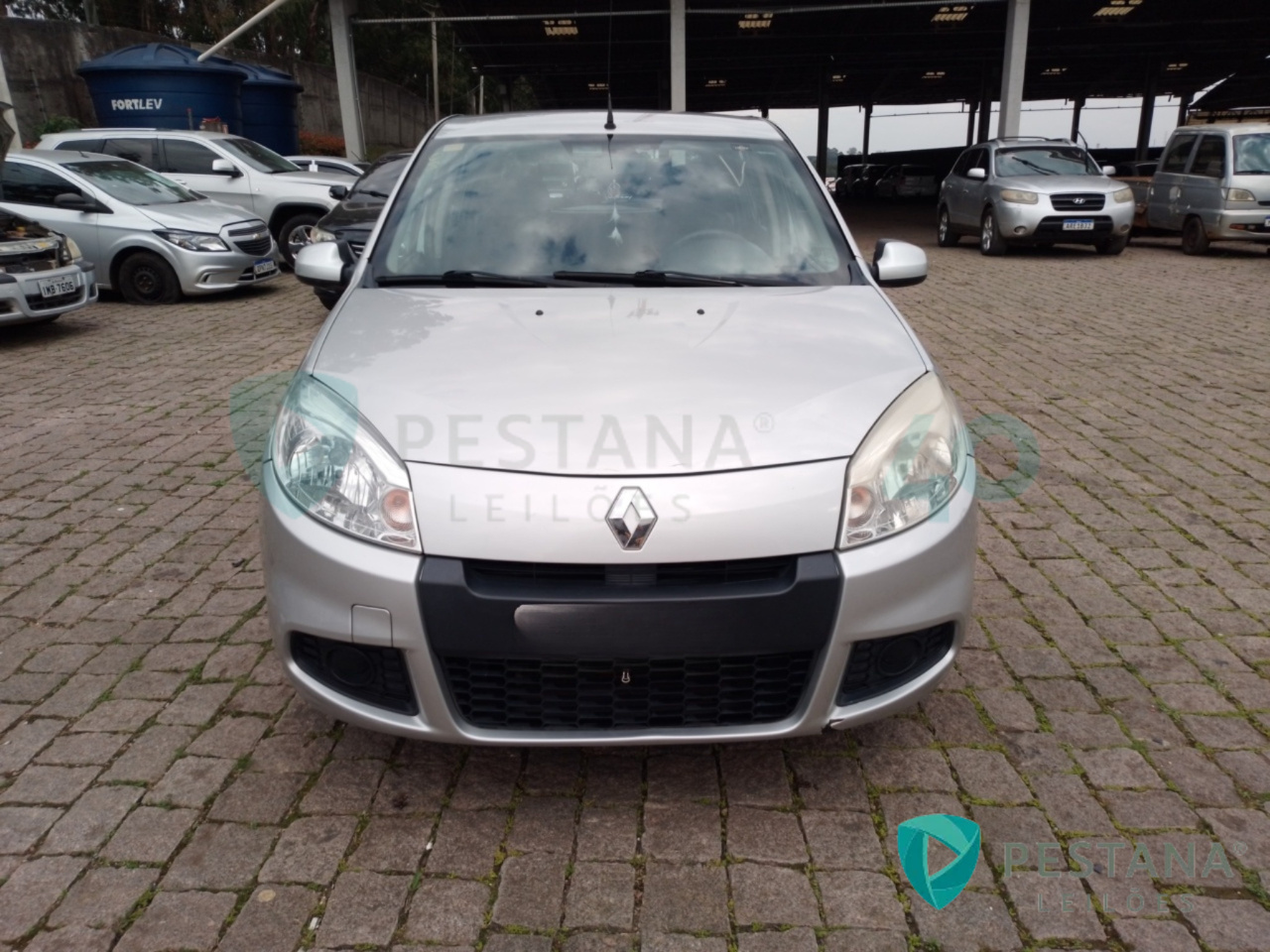 LOTE 09 RENAULT/SANDERO EXP 16 FLEX 2012/2012